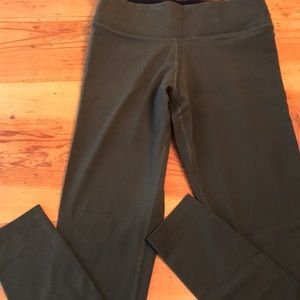 Ultimate Olive Green Legging!